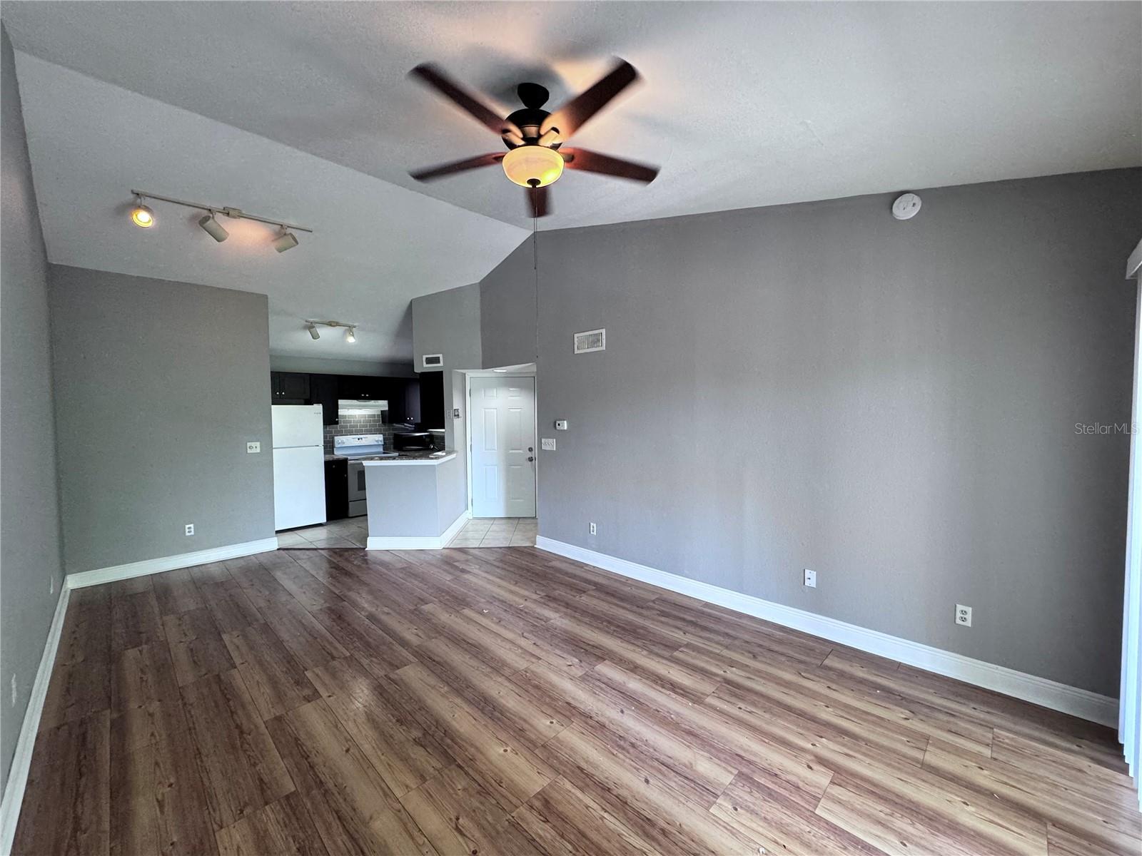 1916 Lake Atriums Unit 33, Orlando, FL 32839