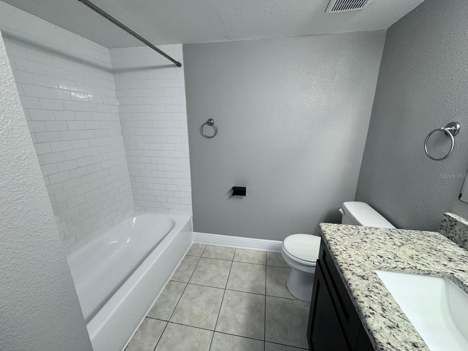 1916 Lake Atriums Unit 33, Orlando, FL 32839