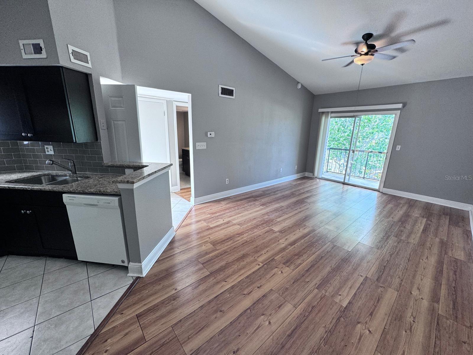 1916 Lake Atriums Unit 33, Orlando, FL 32839