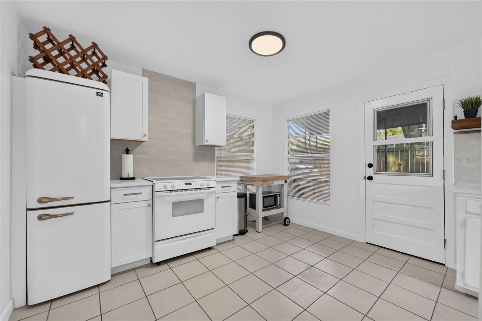 140 Johns, Mount Dora, FL 32757