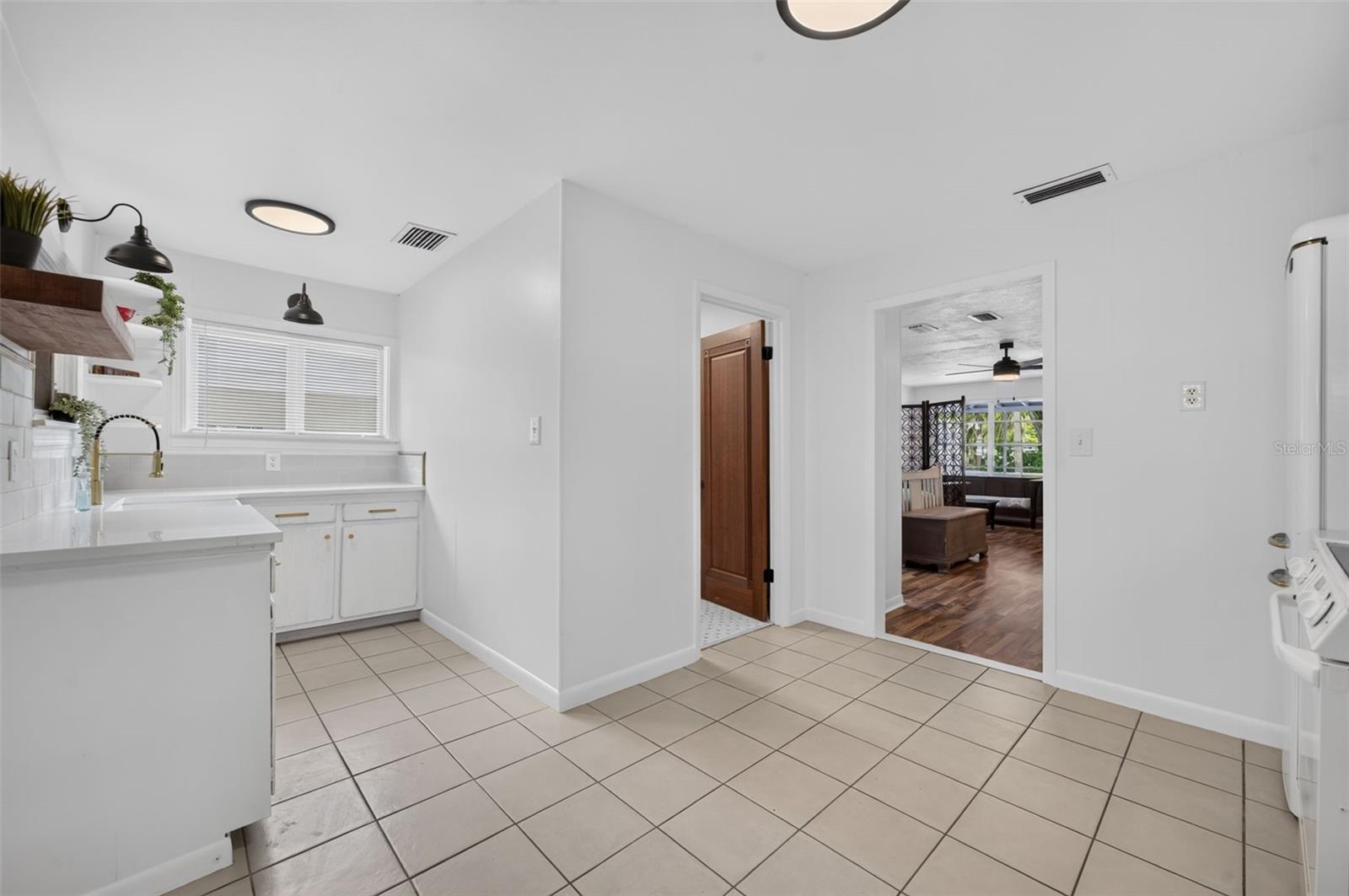 140 Johns, Mount Dora, FL 32757