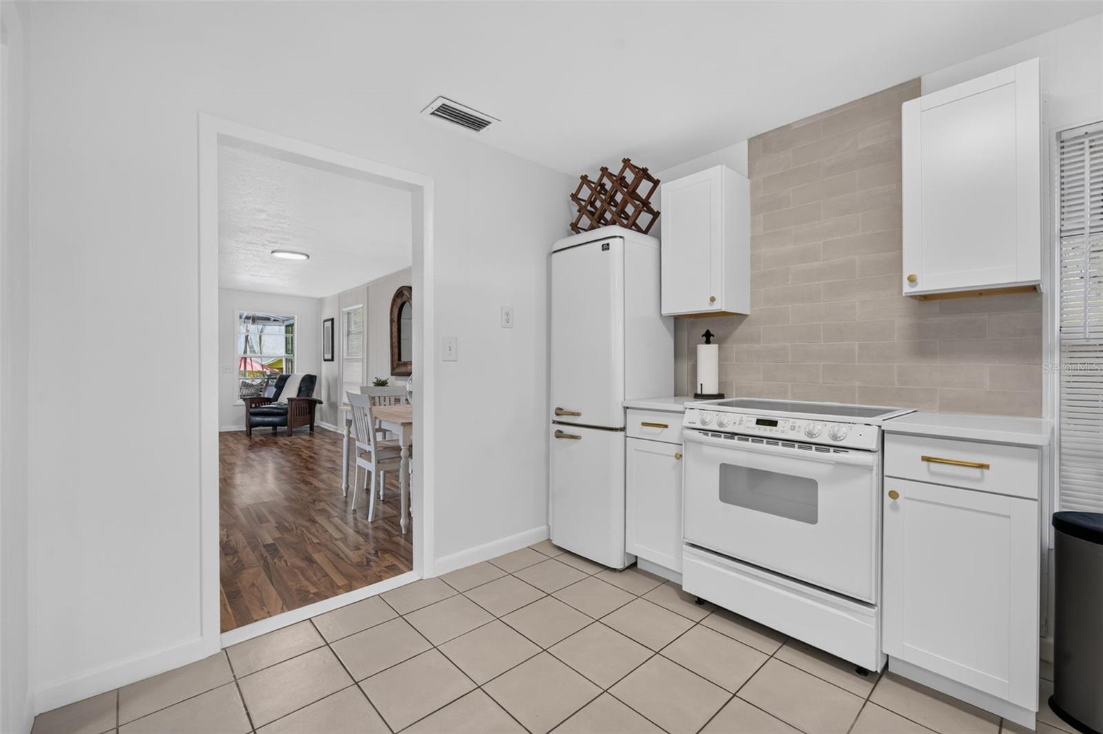 140 Johns, Mount Dora, FL 32757