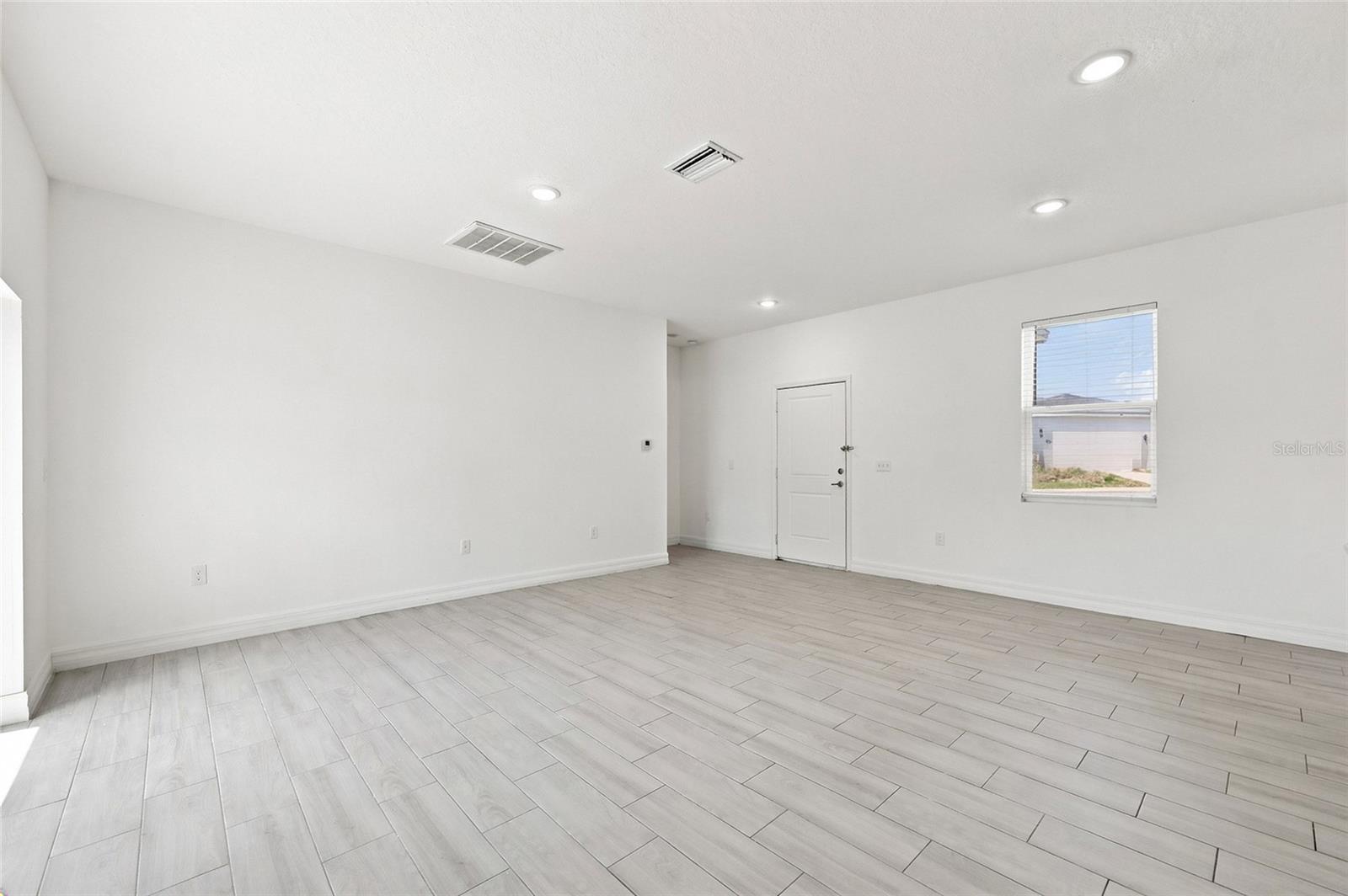 632 Hudson Valley, Poinciana, FL 34759