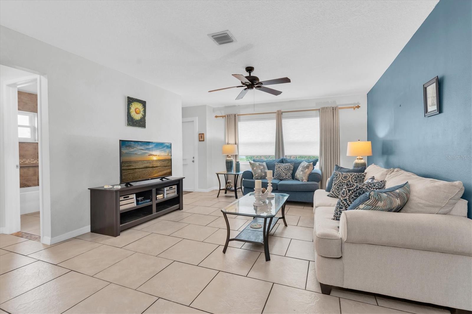 7030 Versailles, Pinellas Park, FL 33781