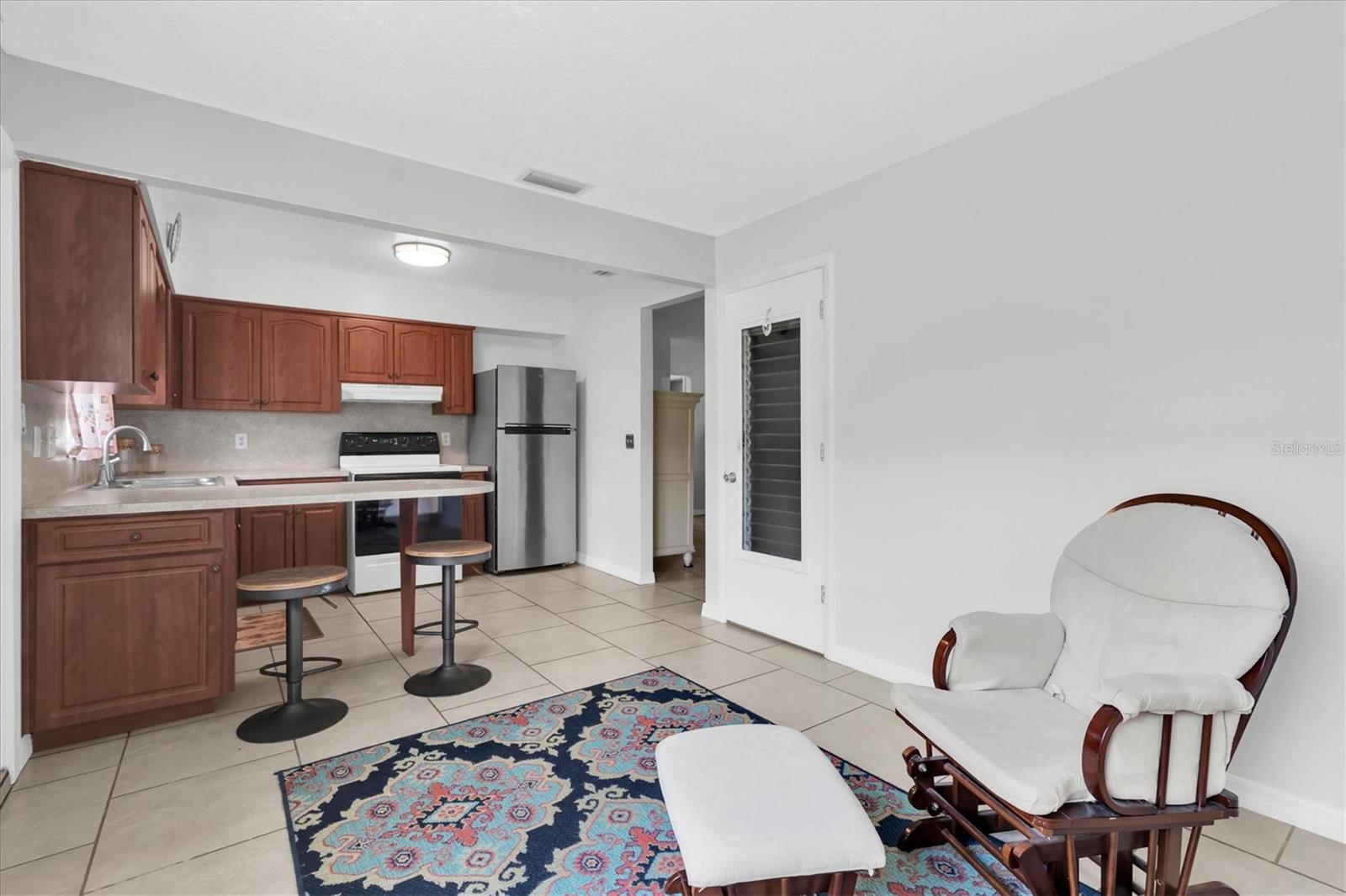 7030 Versailles, Pinellas Park, FL 33781