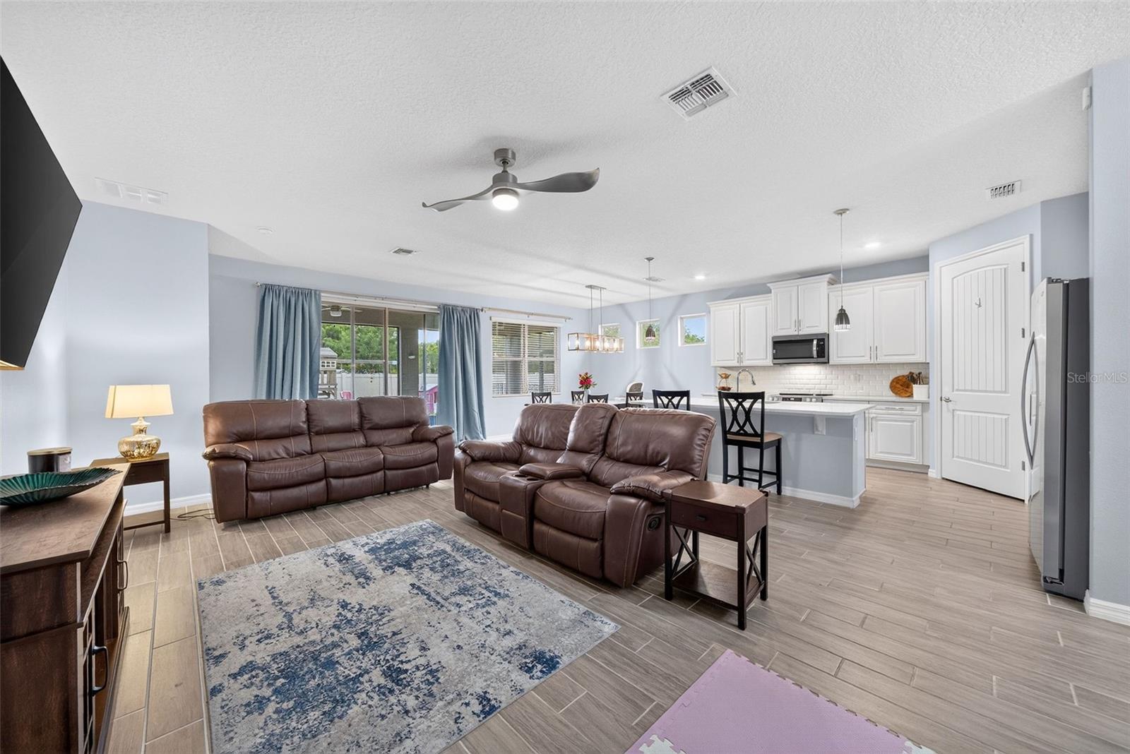 1446 Savoy, Sanford, FL 32771