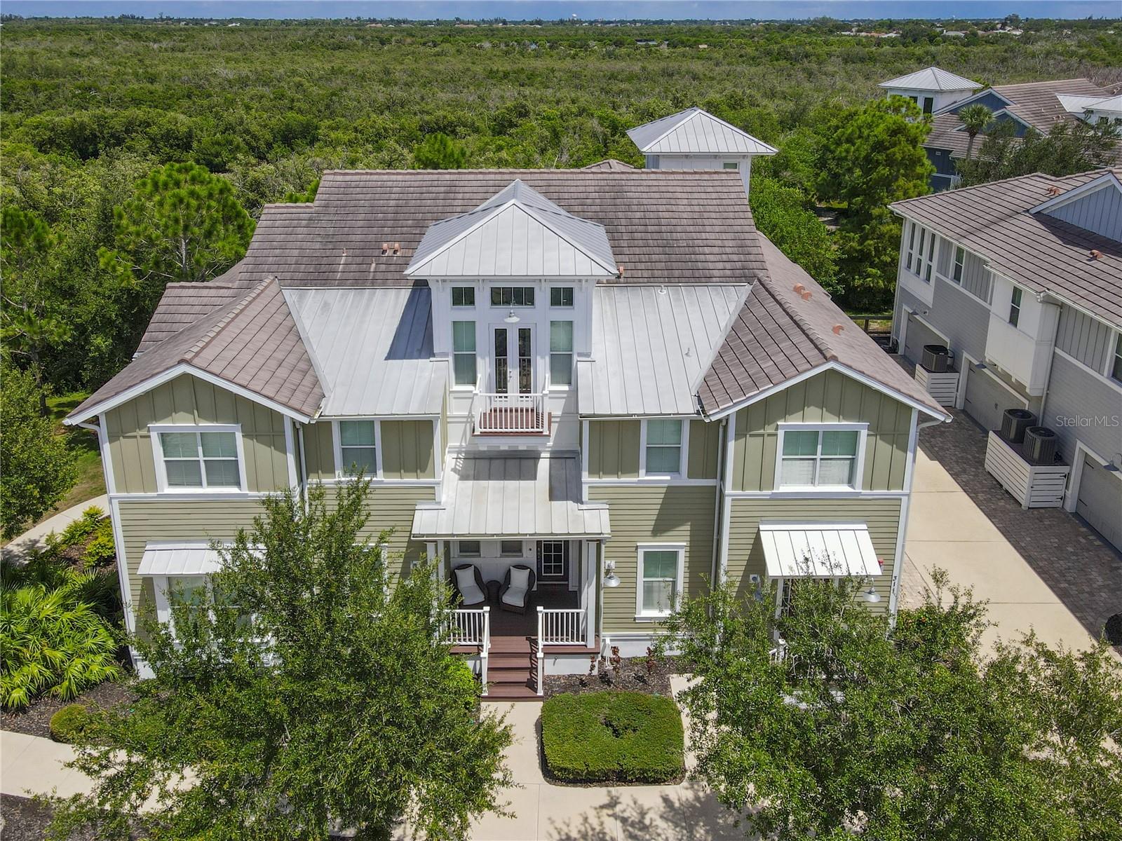 311 Sapphire Lake Unit 202, Bradenton, FL 34209