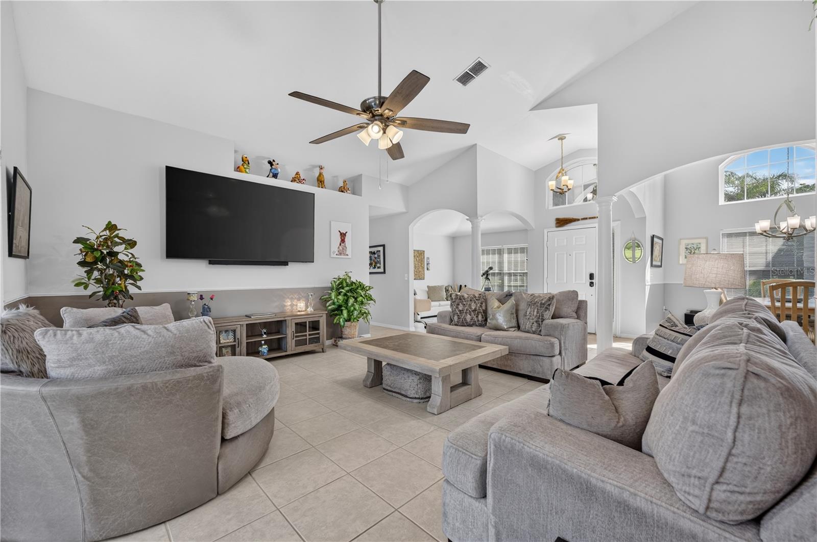 213 Spanish Moss, Davenport, FL 33837