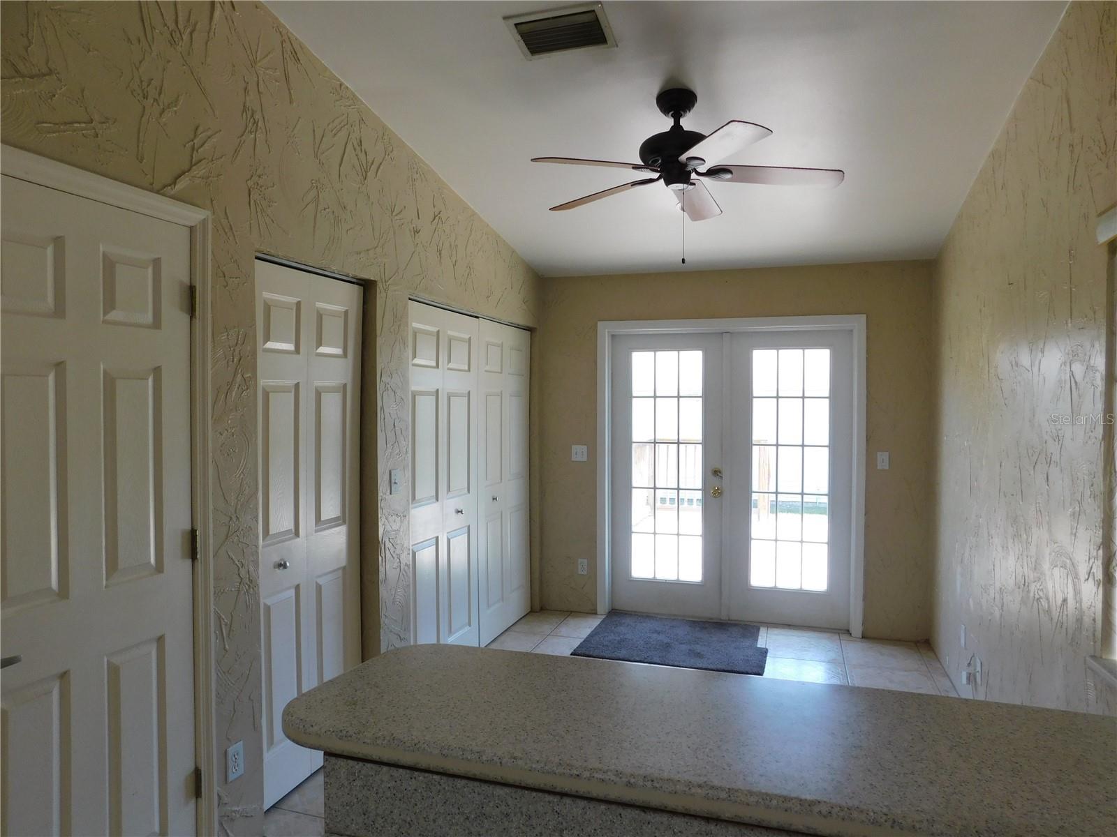 5430 2nd, St Petersburg, FL 33710