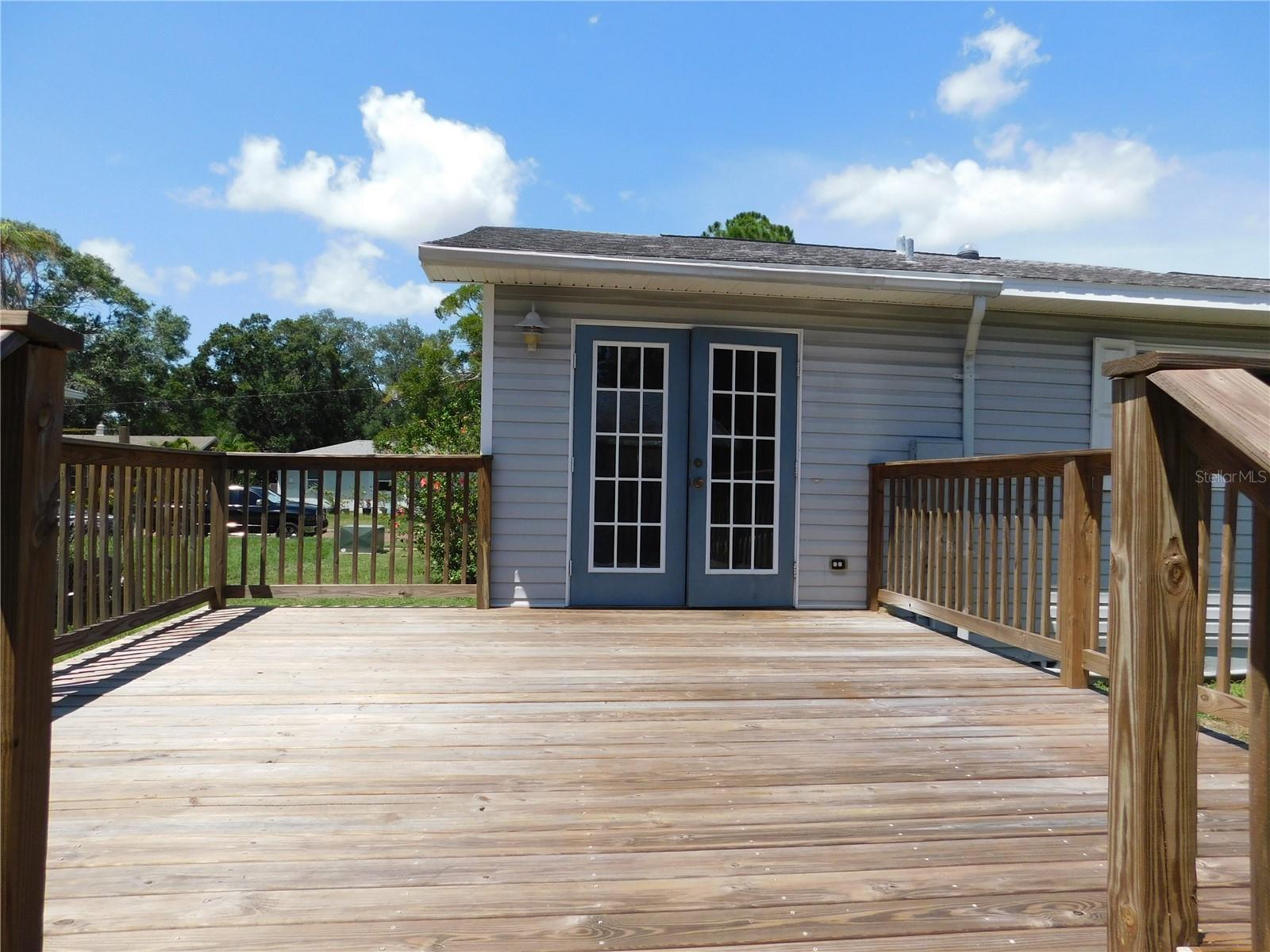 5430 2nd, St Petersburg, FL 33710
