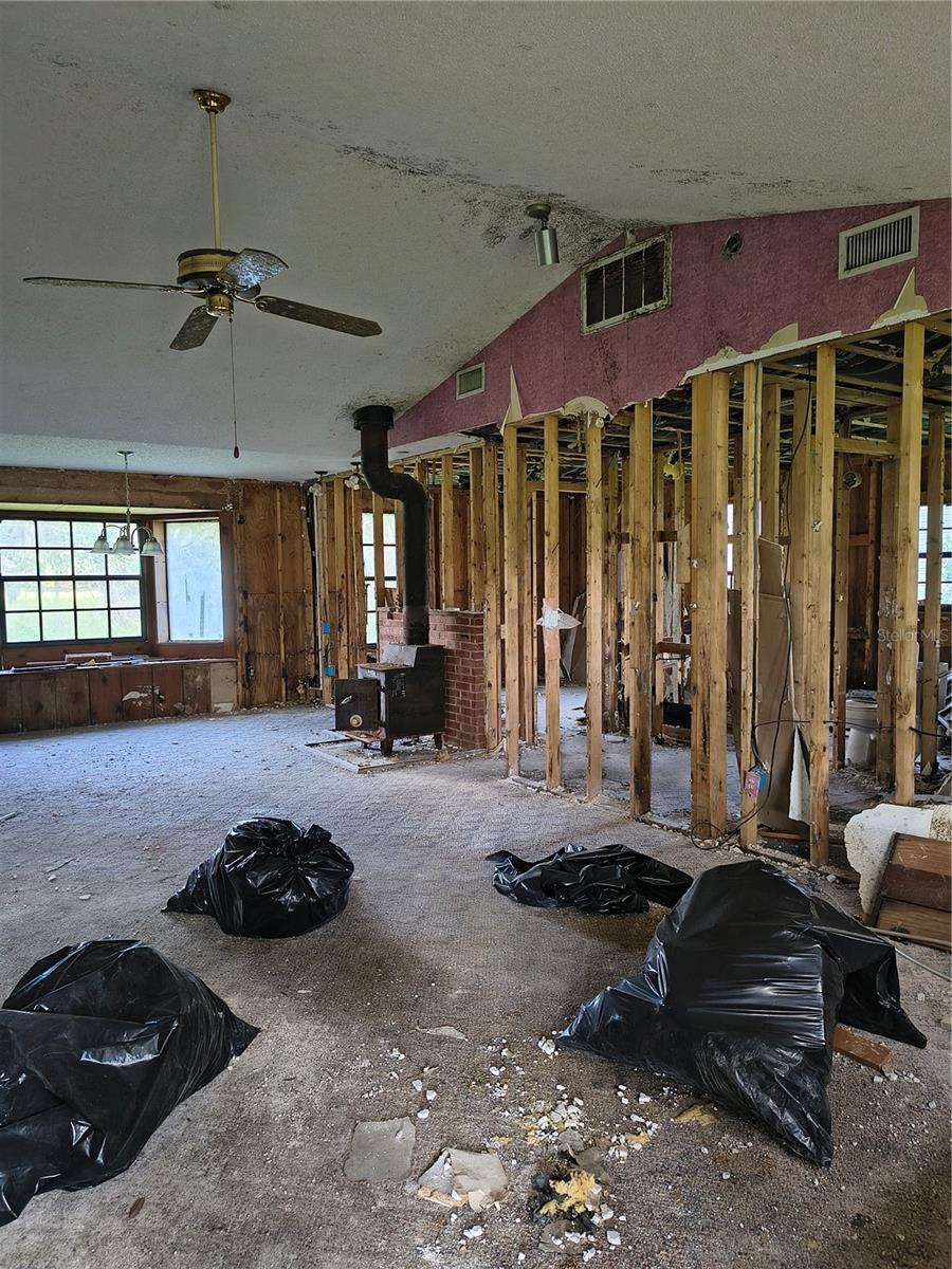 5125 Lakewood, Dade City, FL 33523