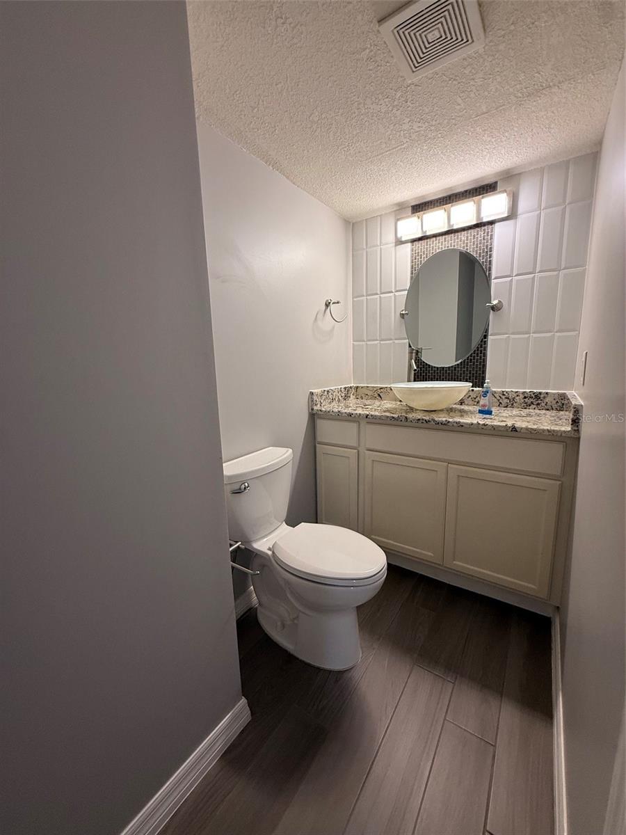 6814 Whitman Unit 6814, Sarasota, FL 34243