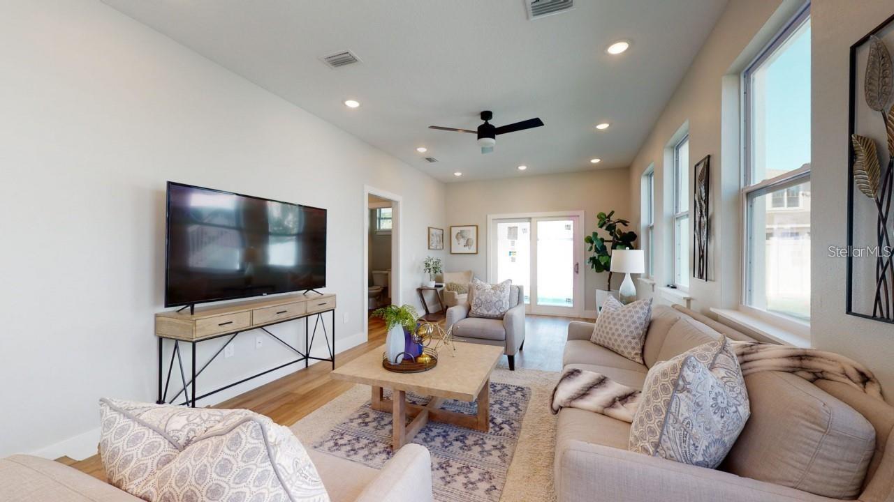 5101 12th, St Petersburg, FL 33710