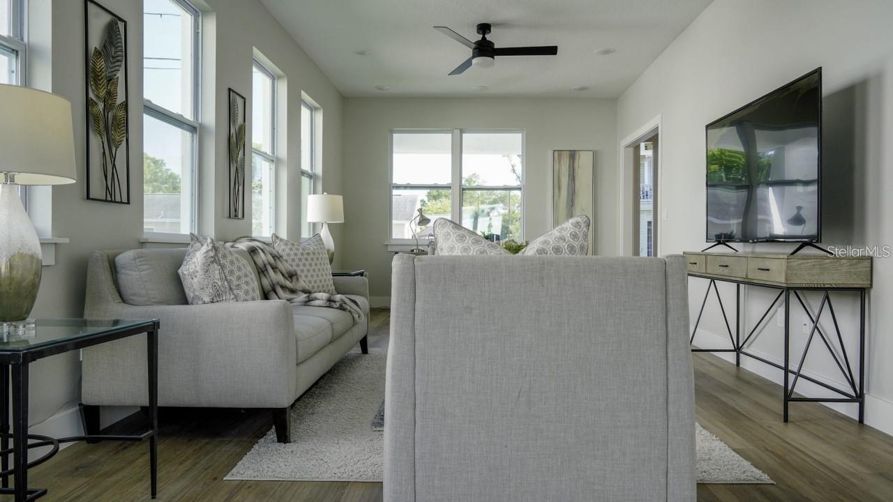 5101 12th, St Petersburg, FL 33710