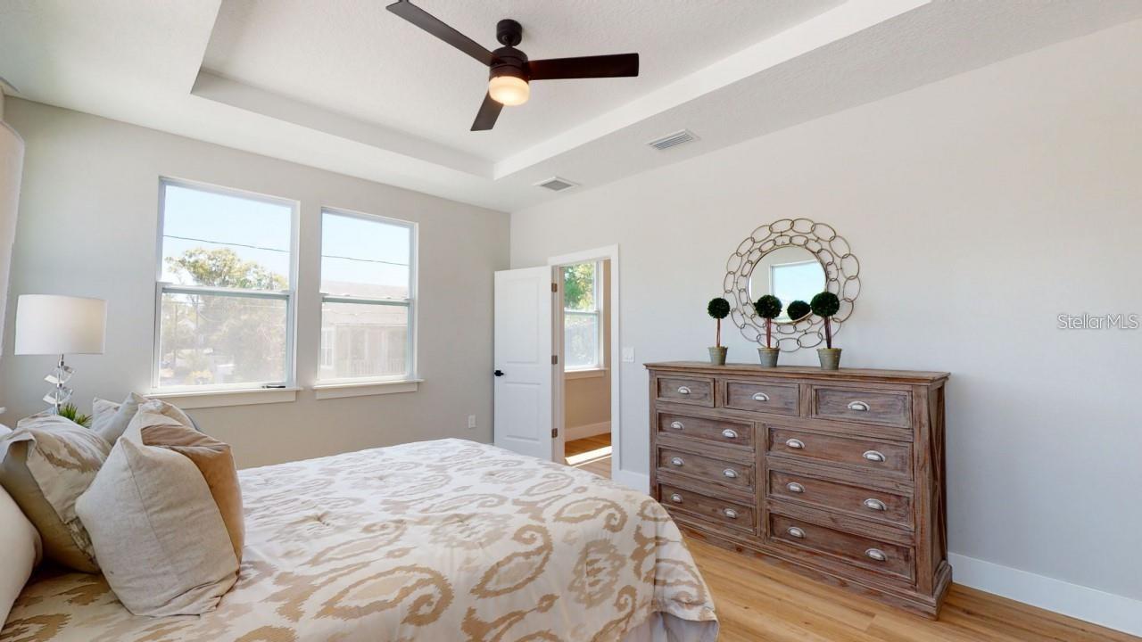 5101 12th, St Petersburg, FL 33710