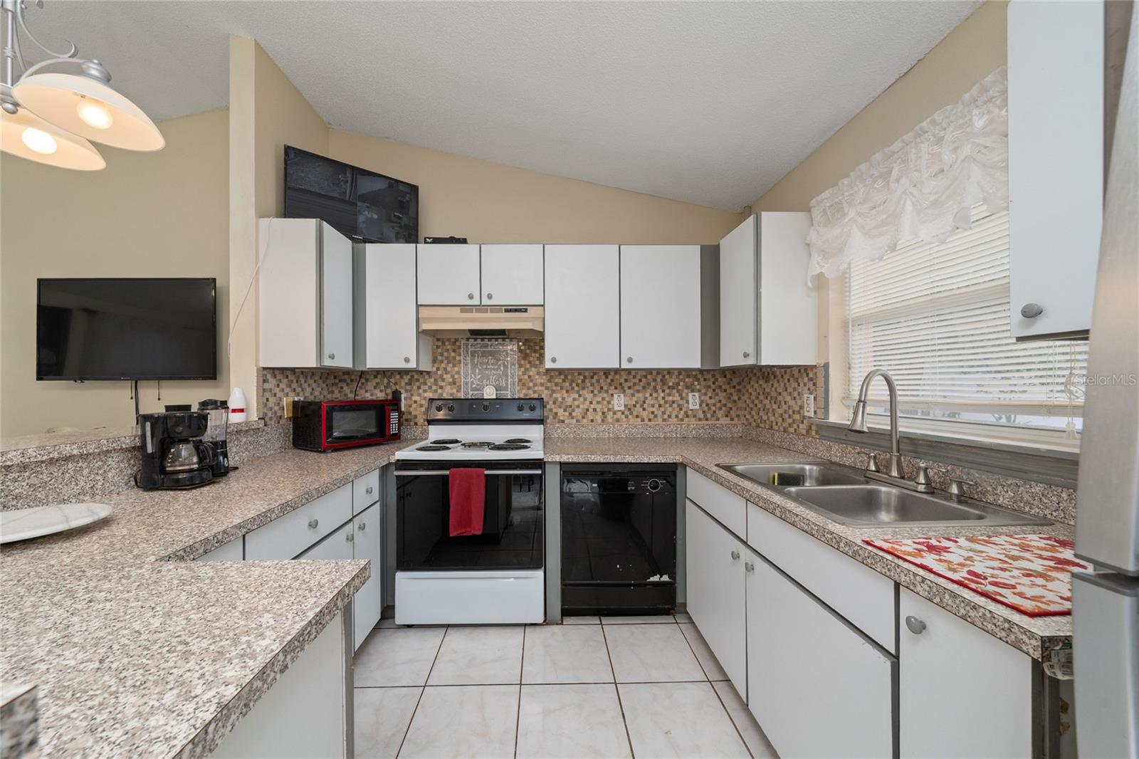 525 Finch, Poinciana, FL 34759