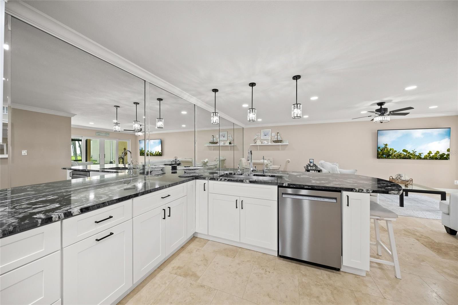 4660 Ocean Unit F1, Sarasota, FL 34242