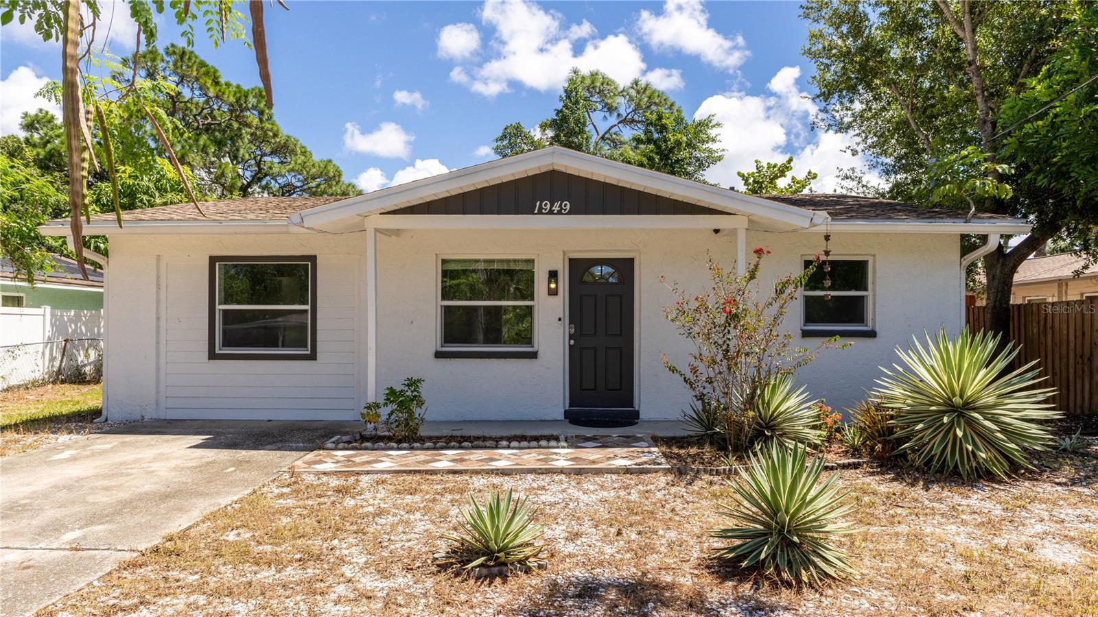 1949 Trotter, Largo, FL 33774