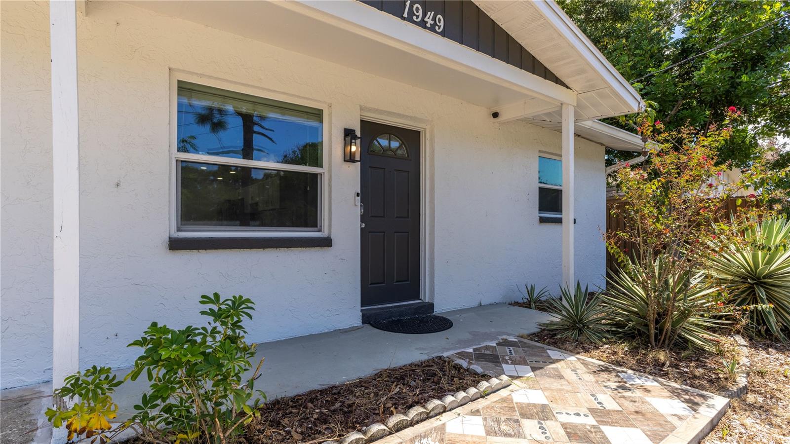 1949 Trotter, Largo, FL 33774
