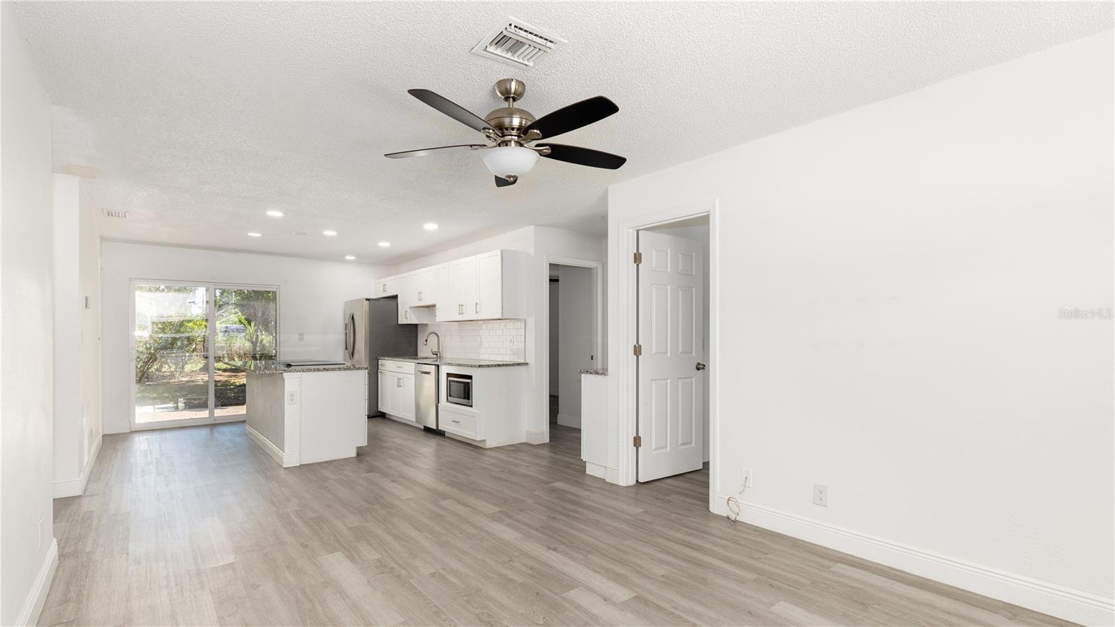 1949 Trotter, Largo, FL 33774