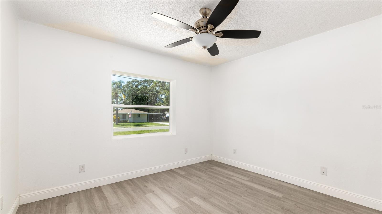 1949 Trotter, Largo, FL 33774