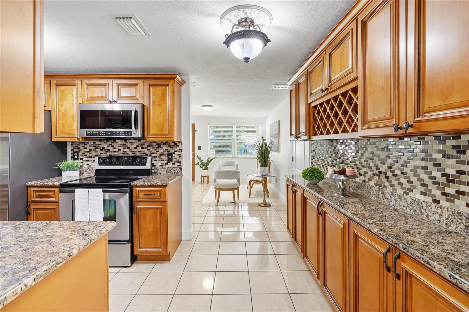 6004 Jean, Tampa, FL 33634