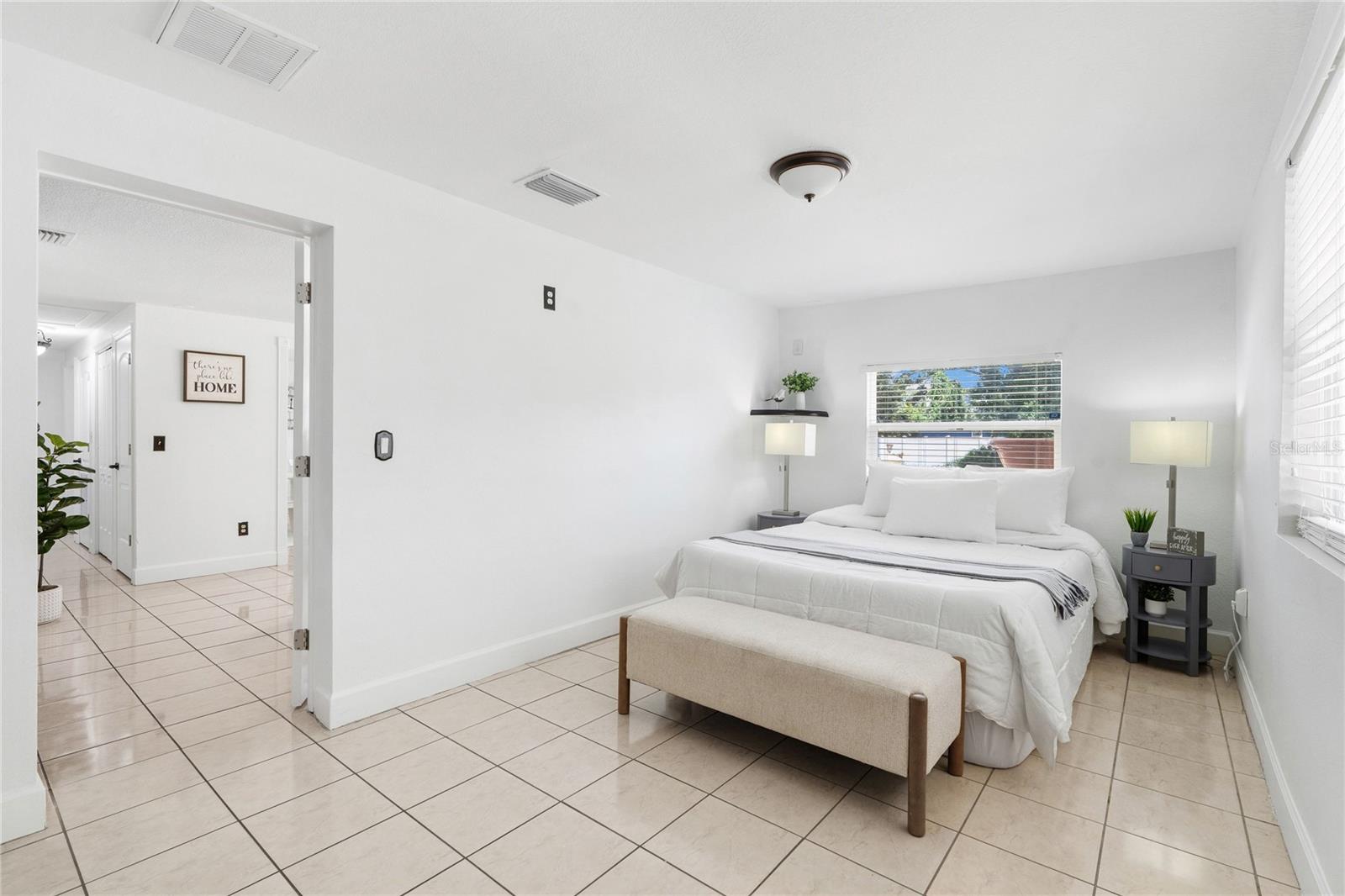 6004 Jean, Tampa, FL 33634