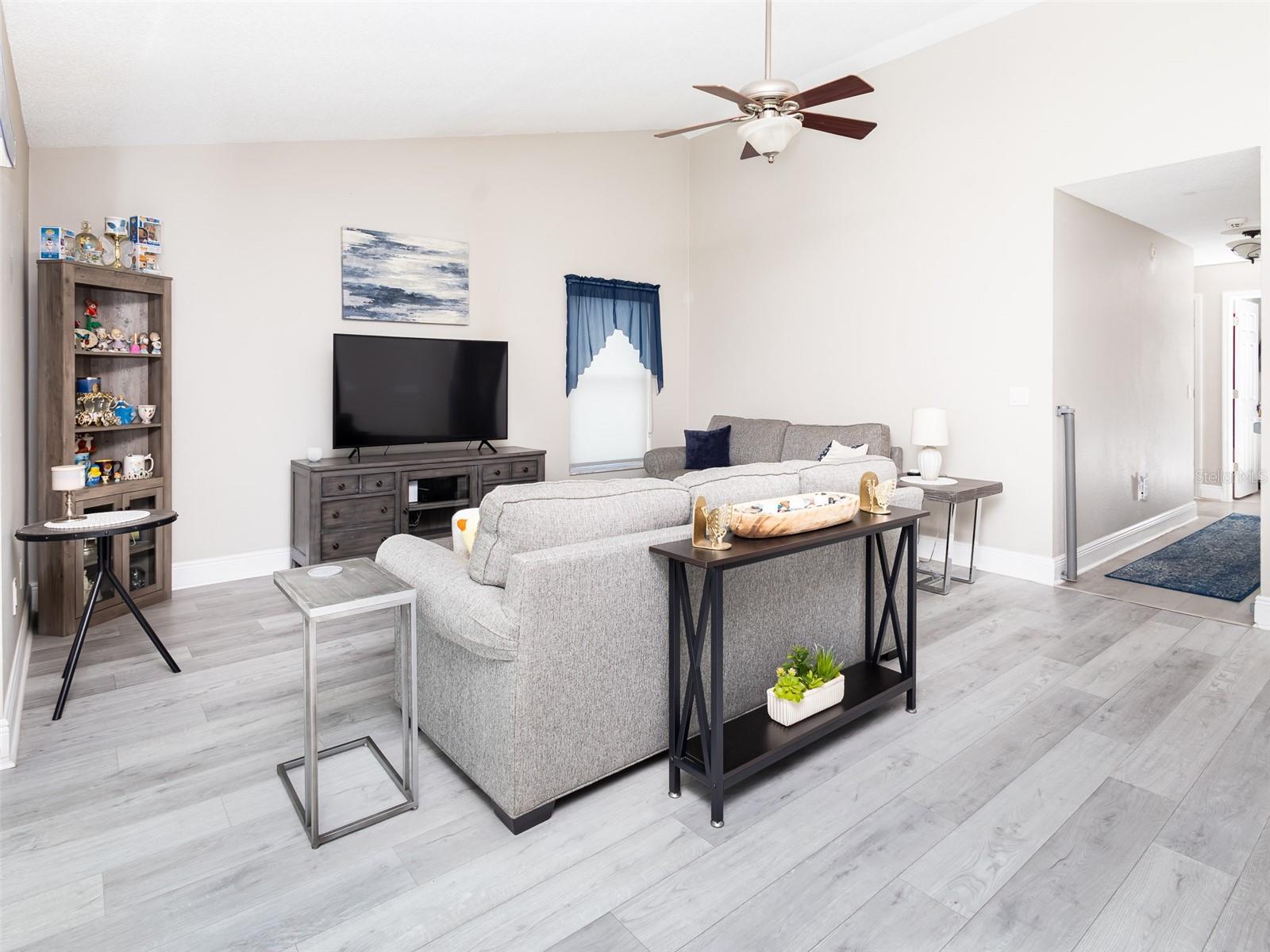 2540 Rolling Broak, Orlando, FL 32837