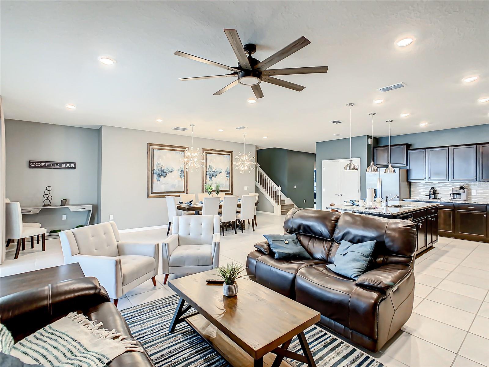 1978 Summer, Davenport, FL 33897