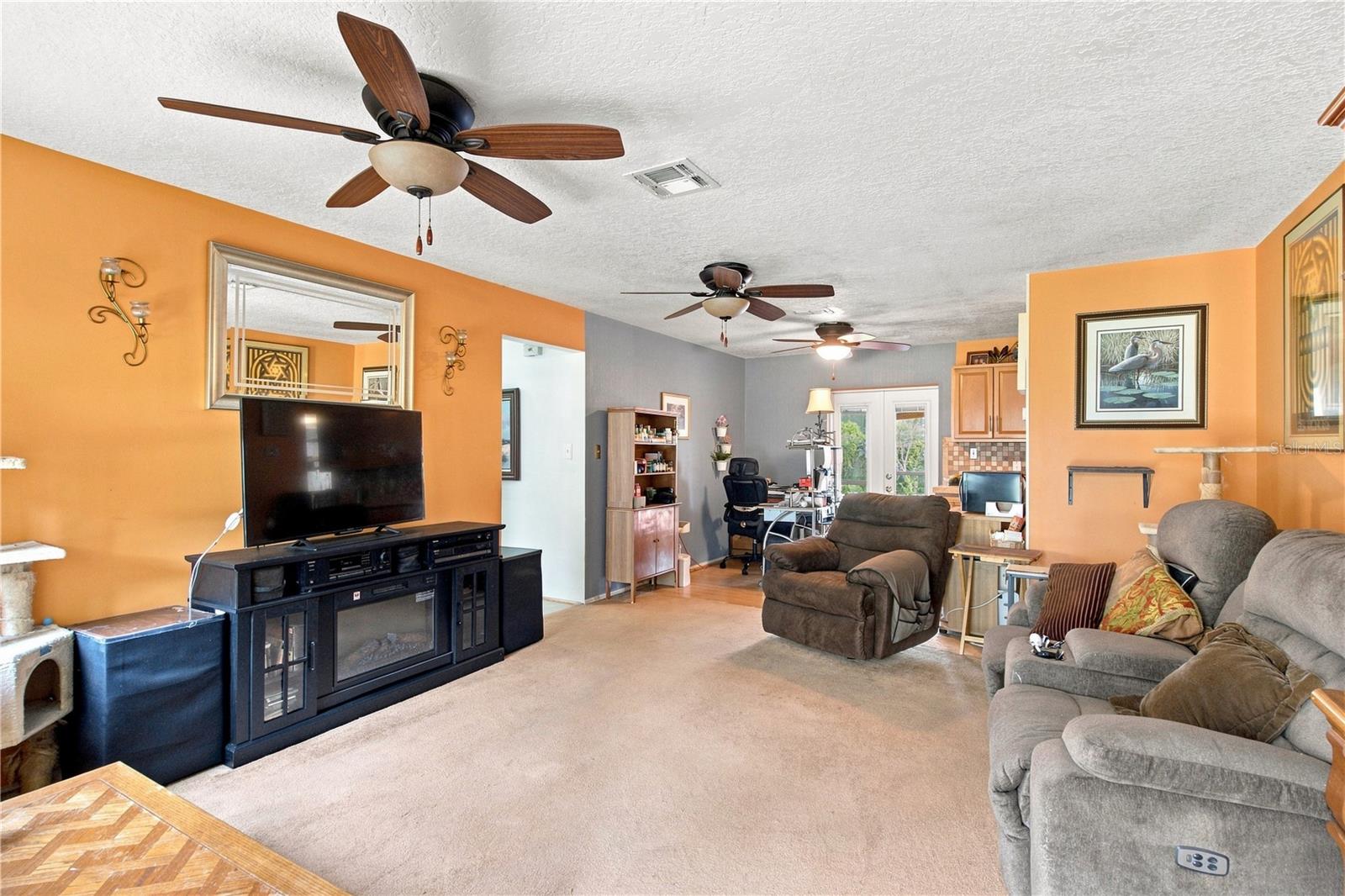 7723 Avonwood, Orlando, FL 32810