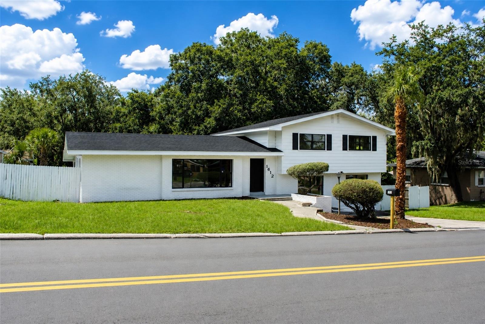 1612 Martin Luther King Jr, Lakeland, FL 33805