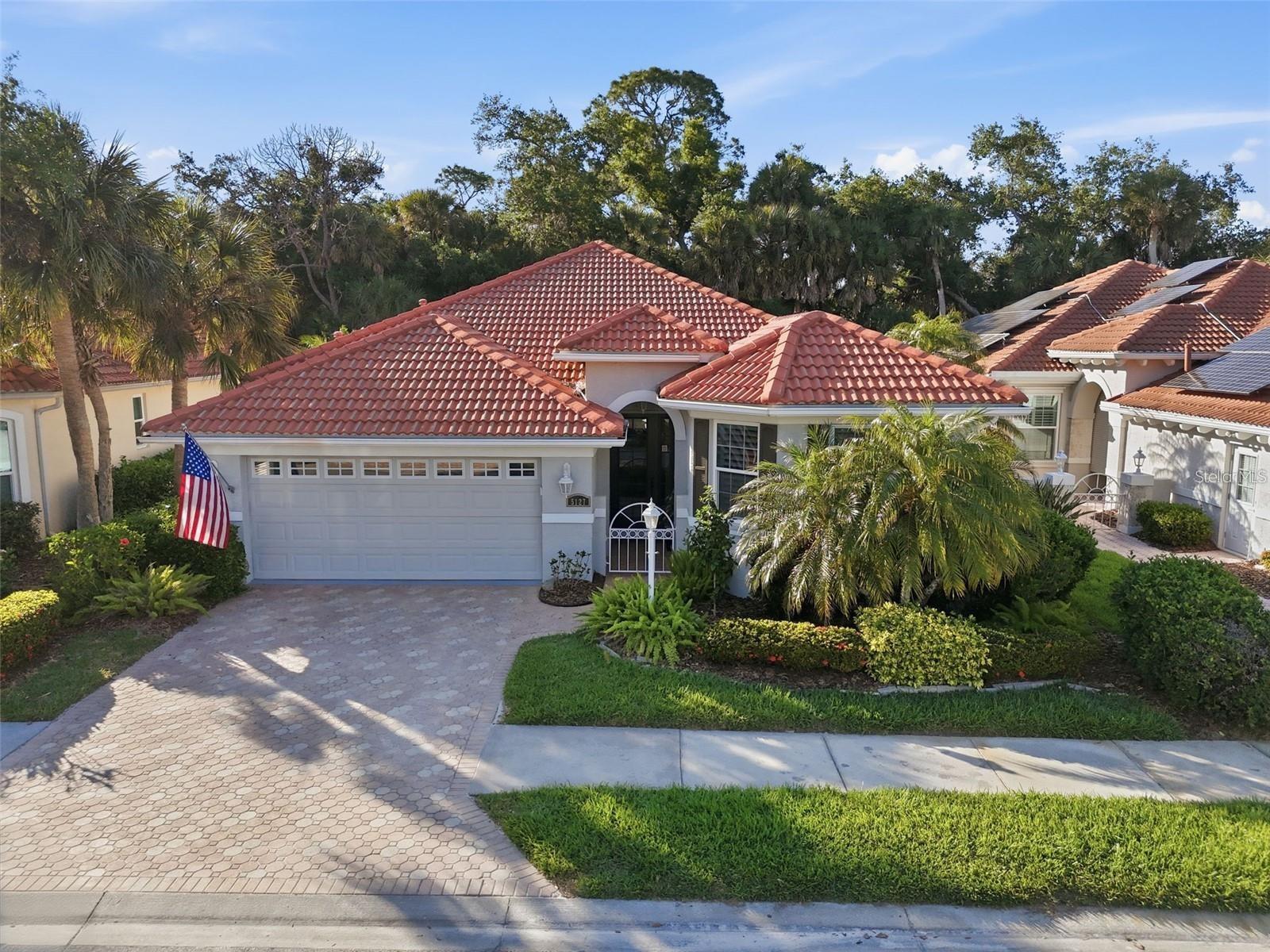 5127 Hanging Moss, Sarasota, FL 34238