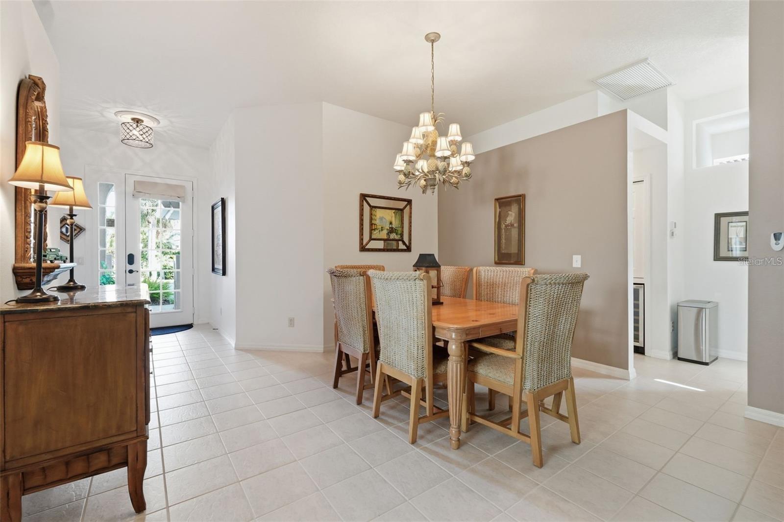5127 Hanging Moss, Sarasota, FL 34238