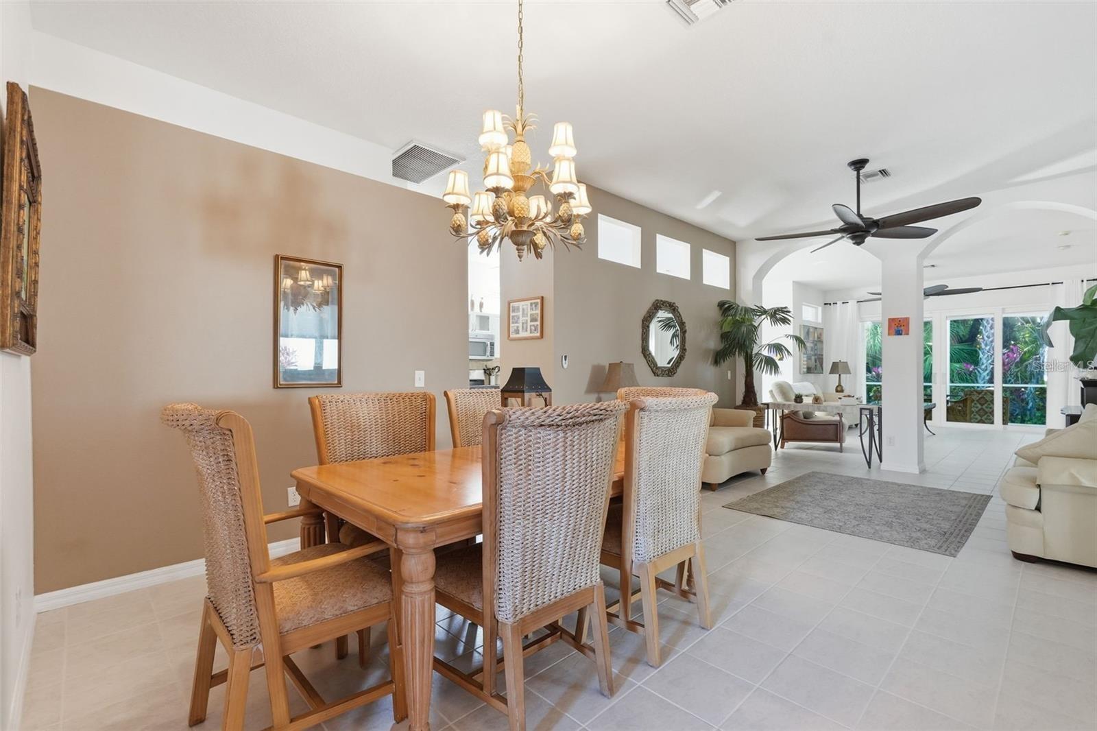 5127 Hanging Moss, Sarasota, FL 34238