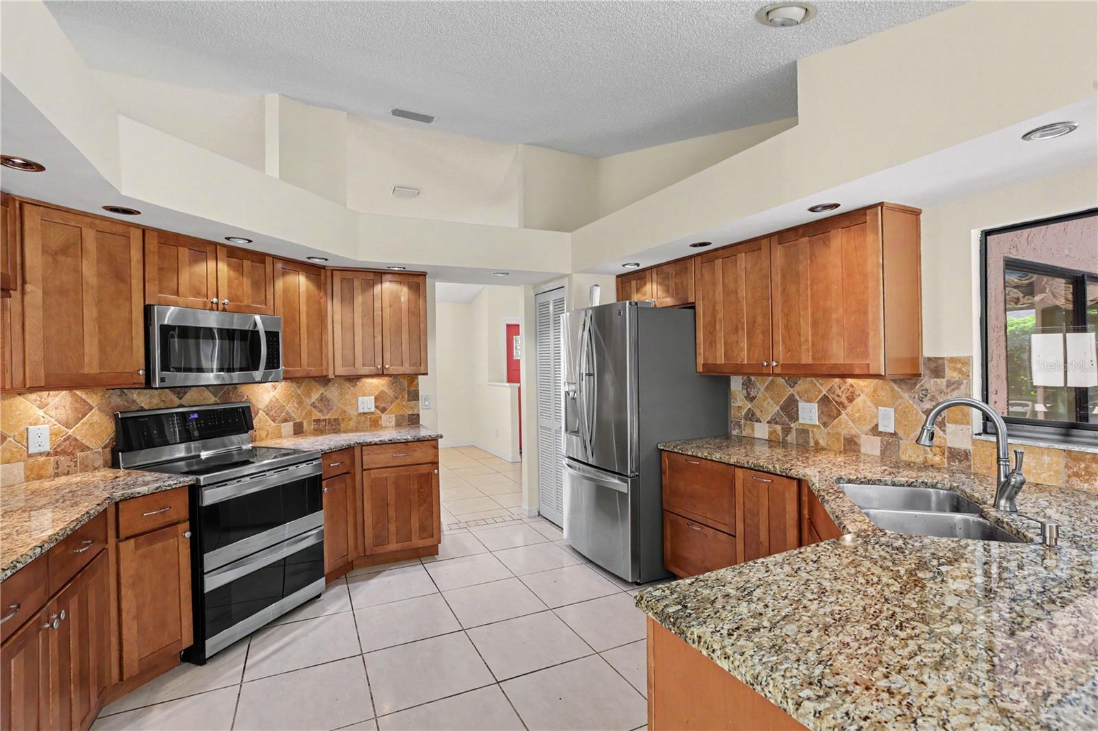1703 Paddock, Plant City, FL 33566