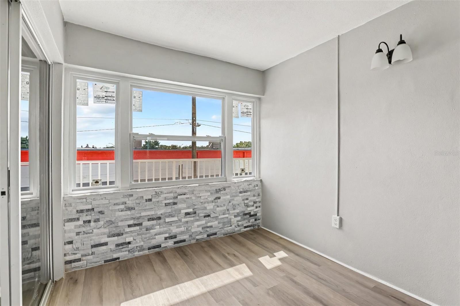 6100 12th Unit 313, St Petersburg, FL 33705