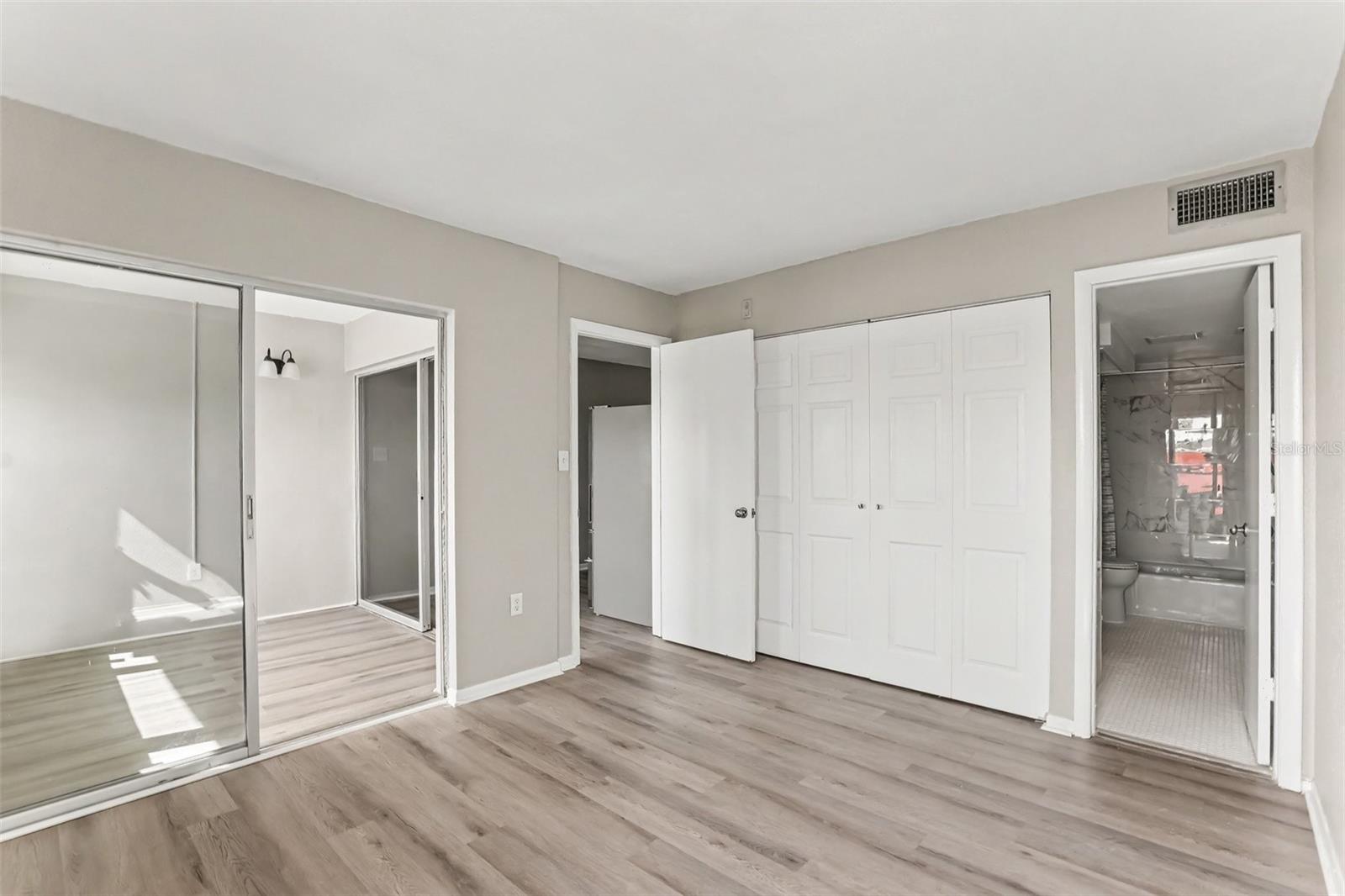 6100 12th Unit 313, St Petersburg, FL 33705