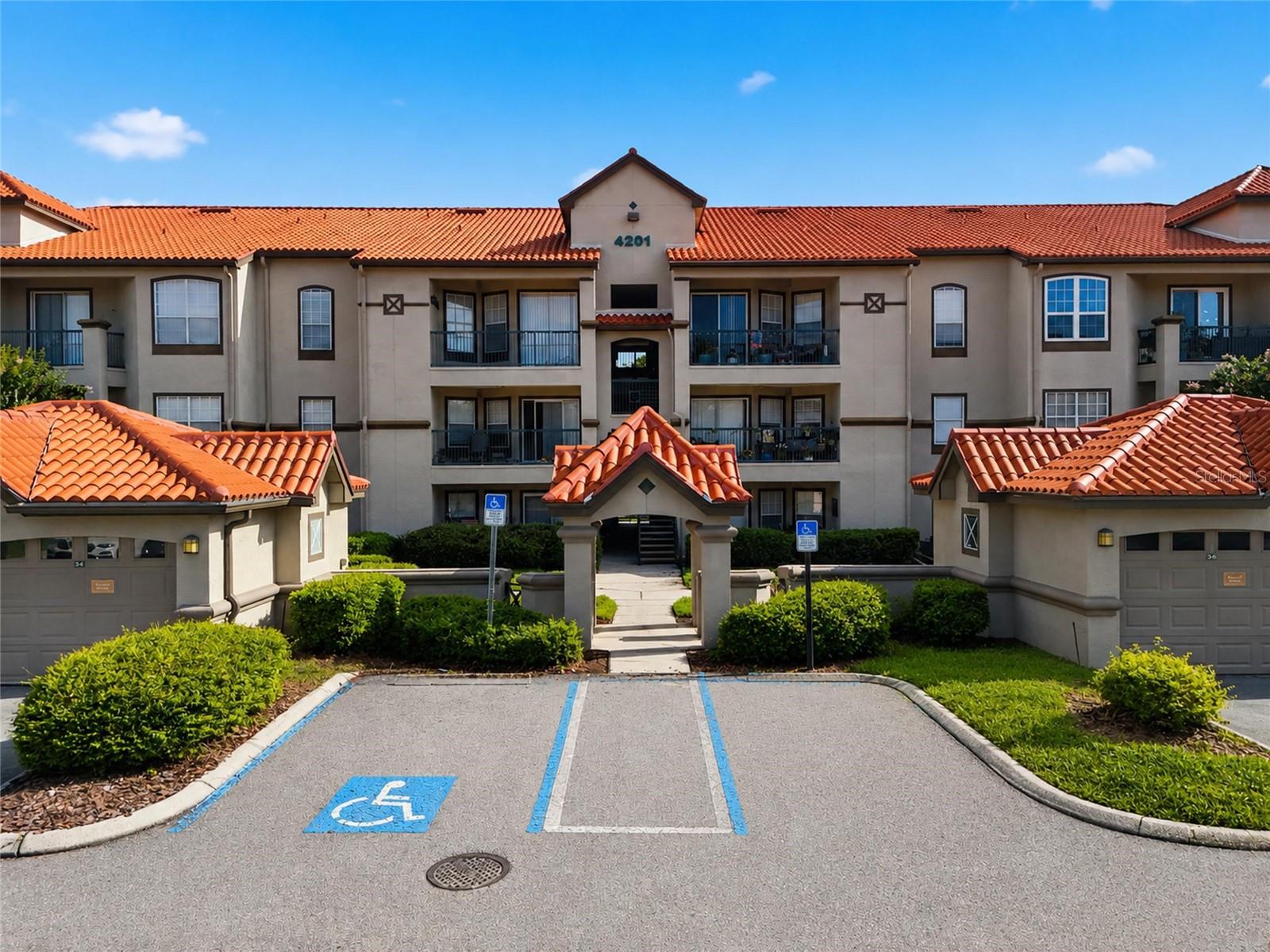 4201 Woodstorks Walk Unit 3210, Lutz, FL 33558