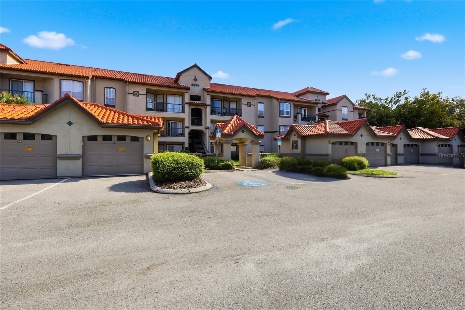 4201 Woodstorks Walk Unit 3210, Lutz, FL 33558