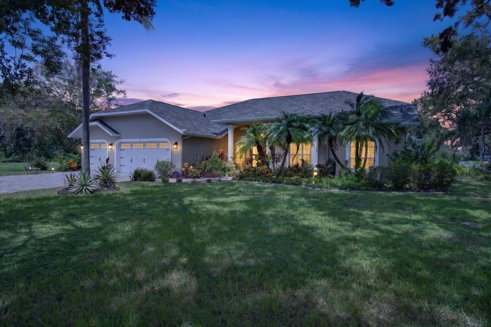 8735 Crescent Forest, New Port Richey, FL 34654