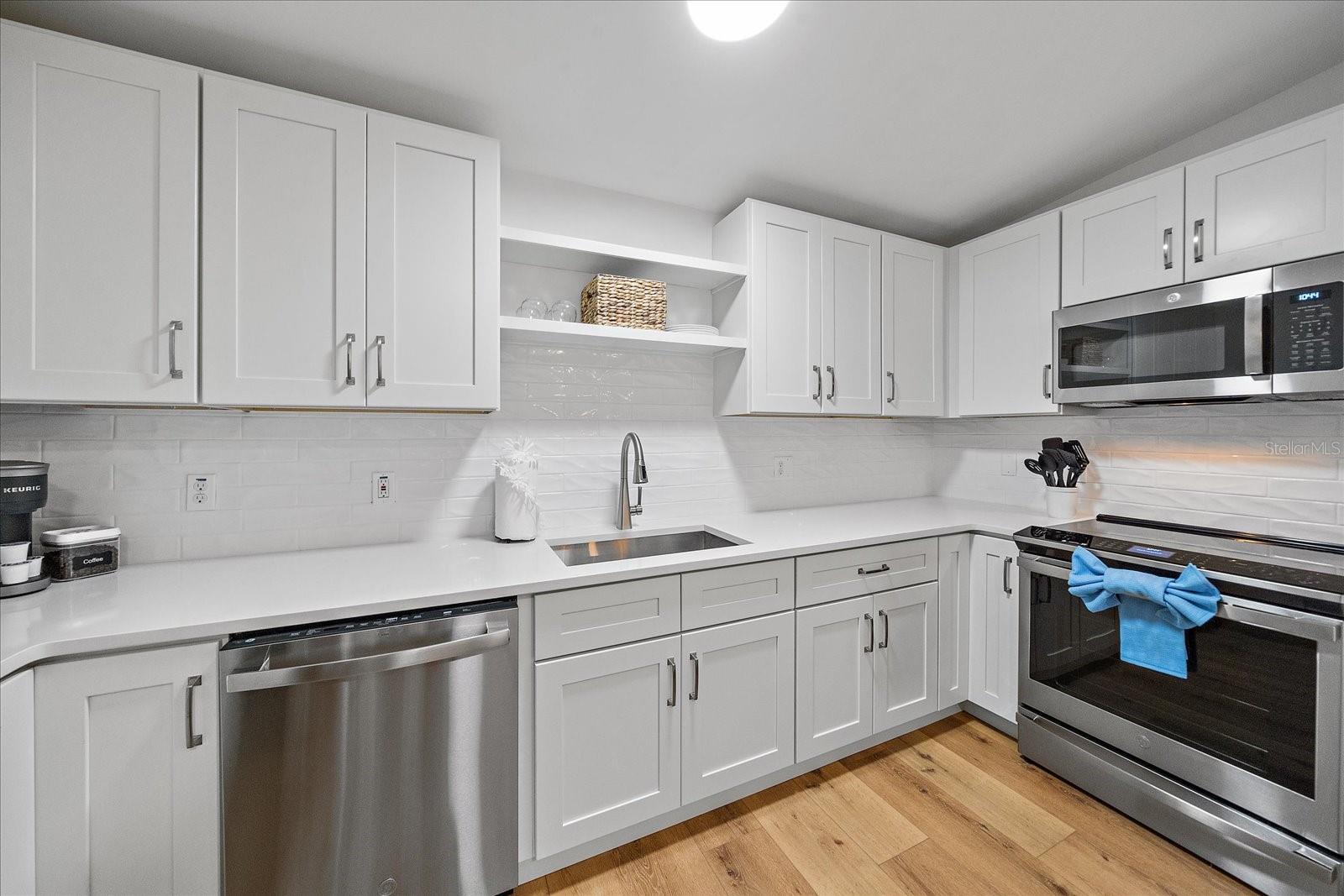 217 46th, Bradenton, FL 34209
