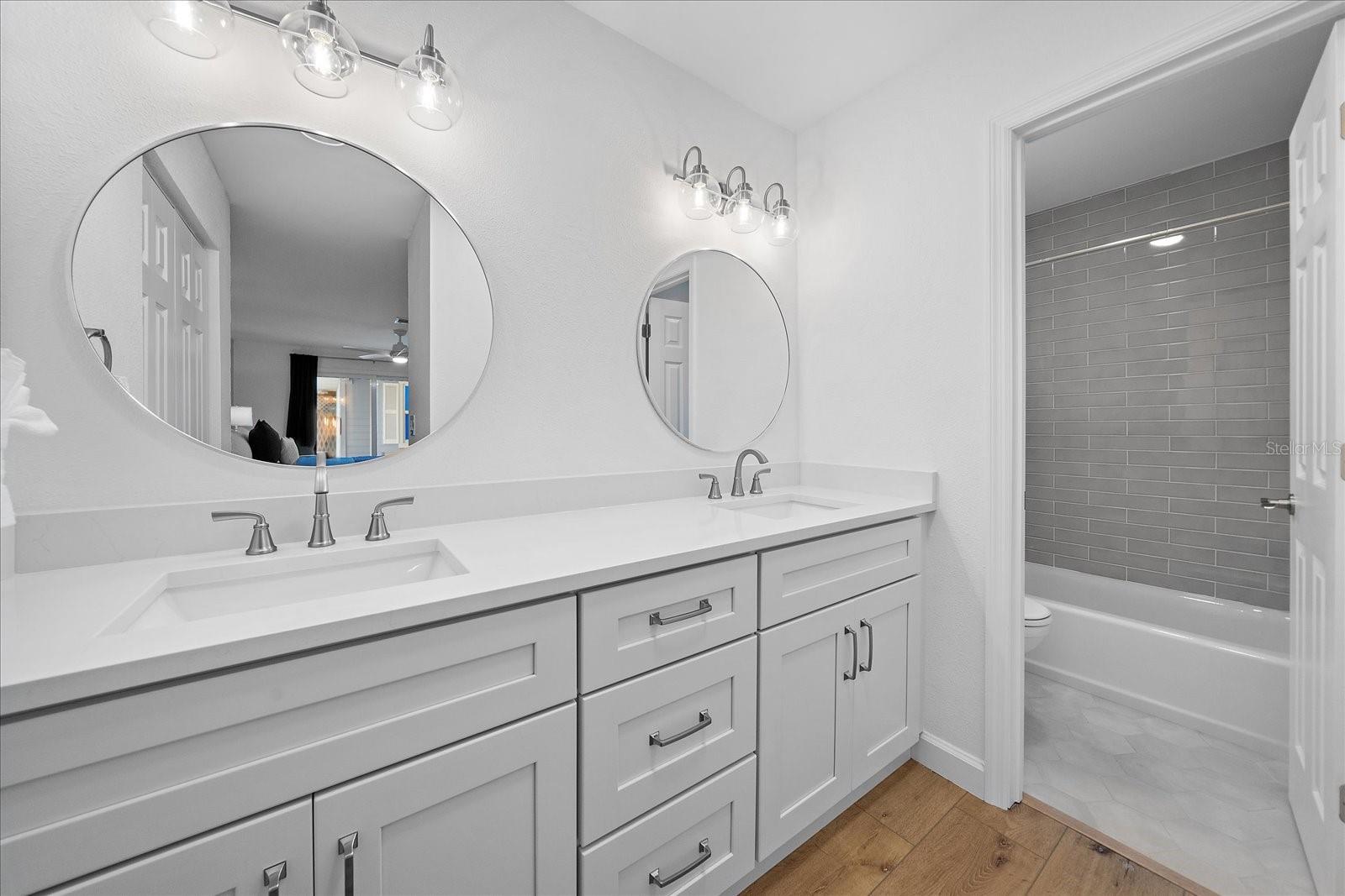 217 46th, Bradenton, FL 34209