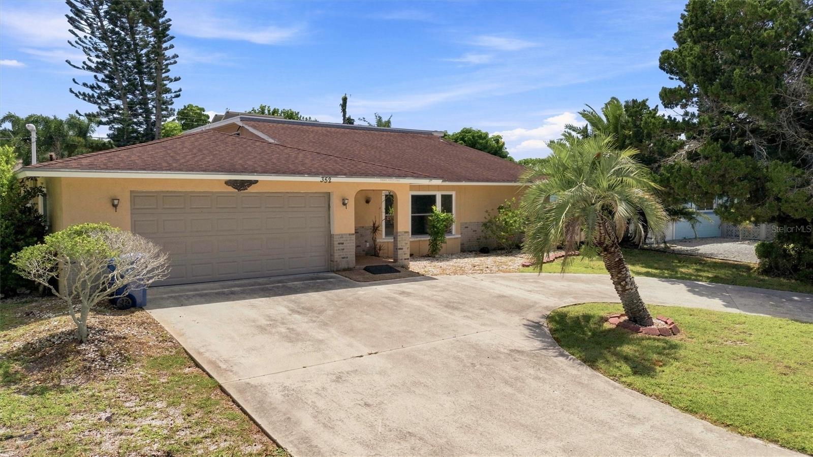 352 Lake, Venice, FL 34293
