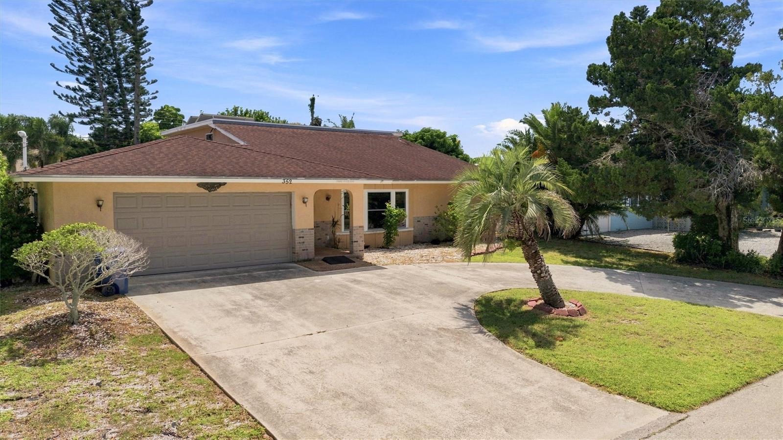 352 Lake, Venice, FL 34293