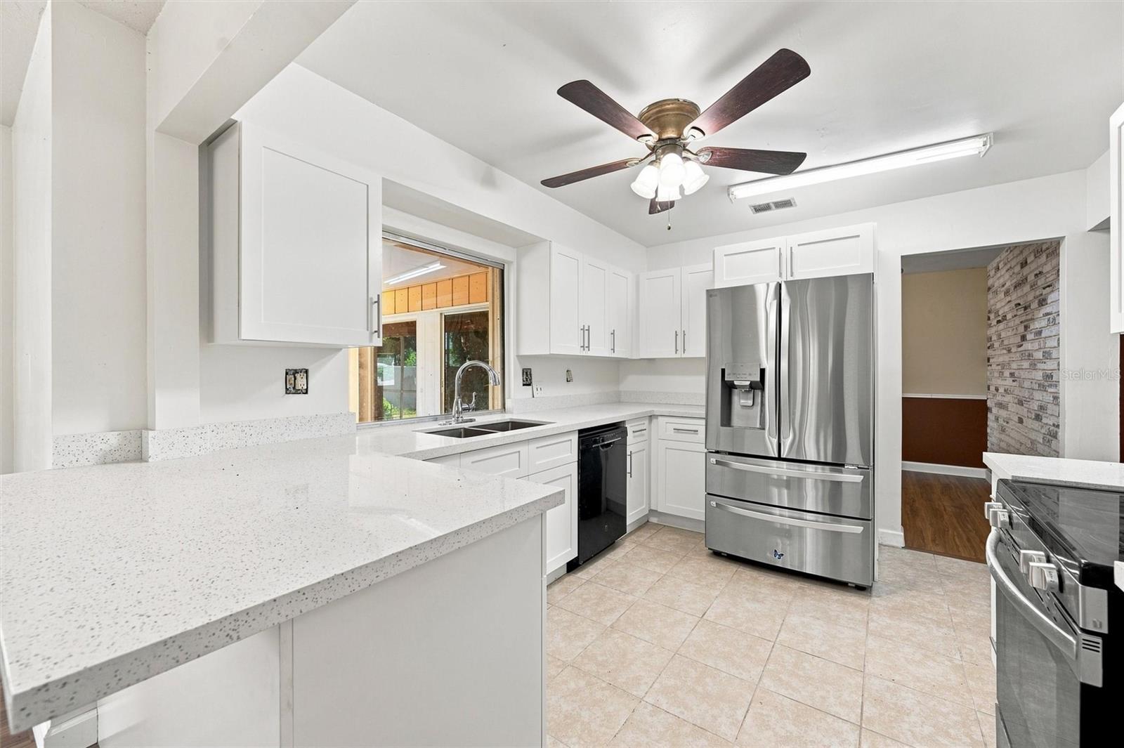 352 Lake, Venice, FL 34293