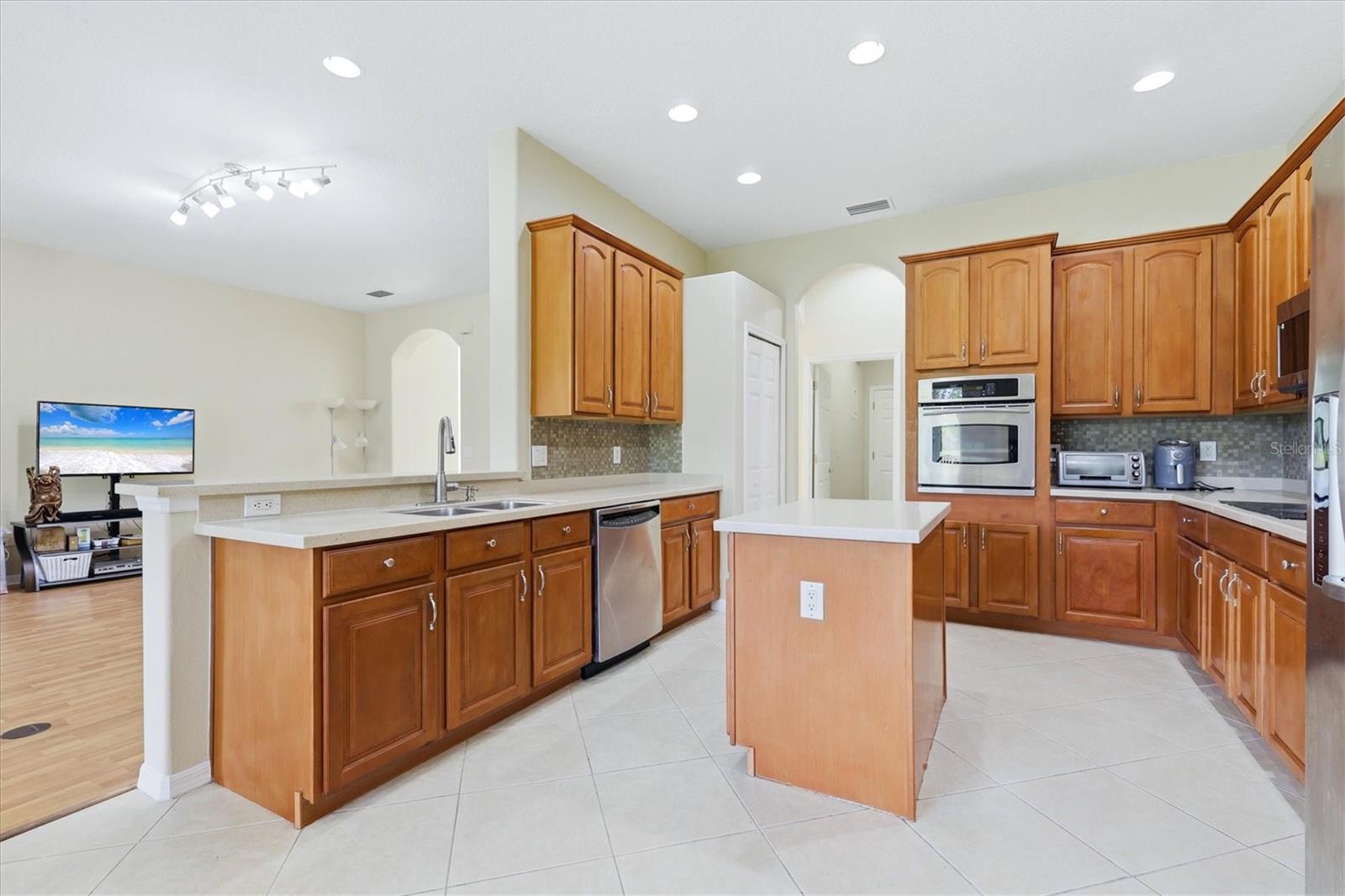 4612 62nd, Bradenton, FL 34203