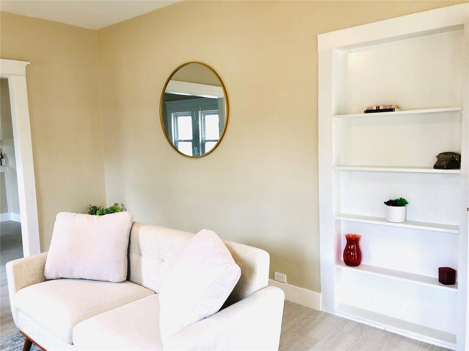 908 Vine, Clearwater, FL 33755