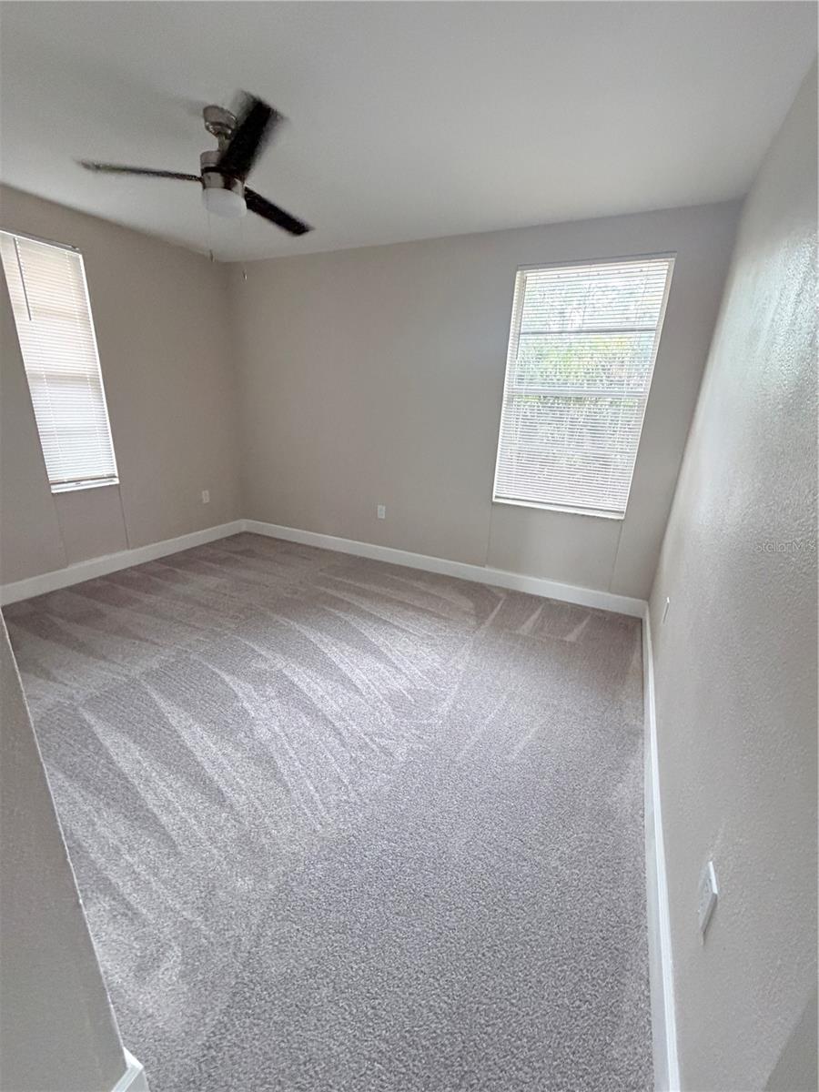 927 Lakewood, Tampa, FL 33613