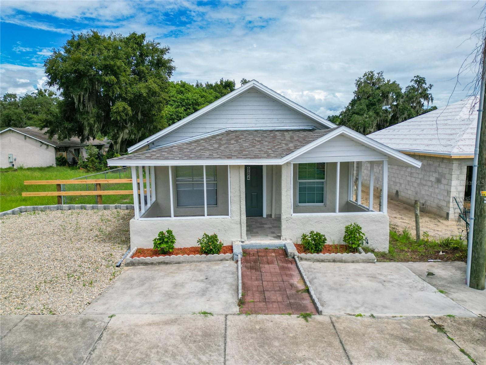 904 Washington, Leesburg, FL 34748