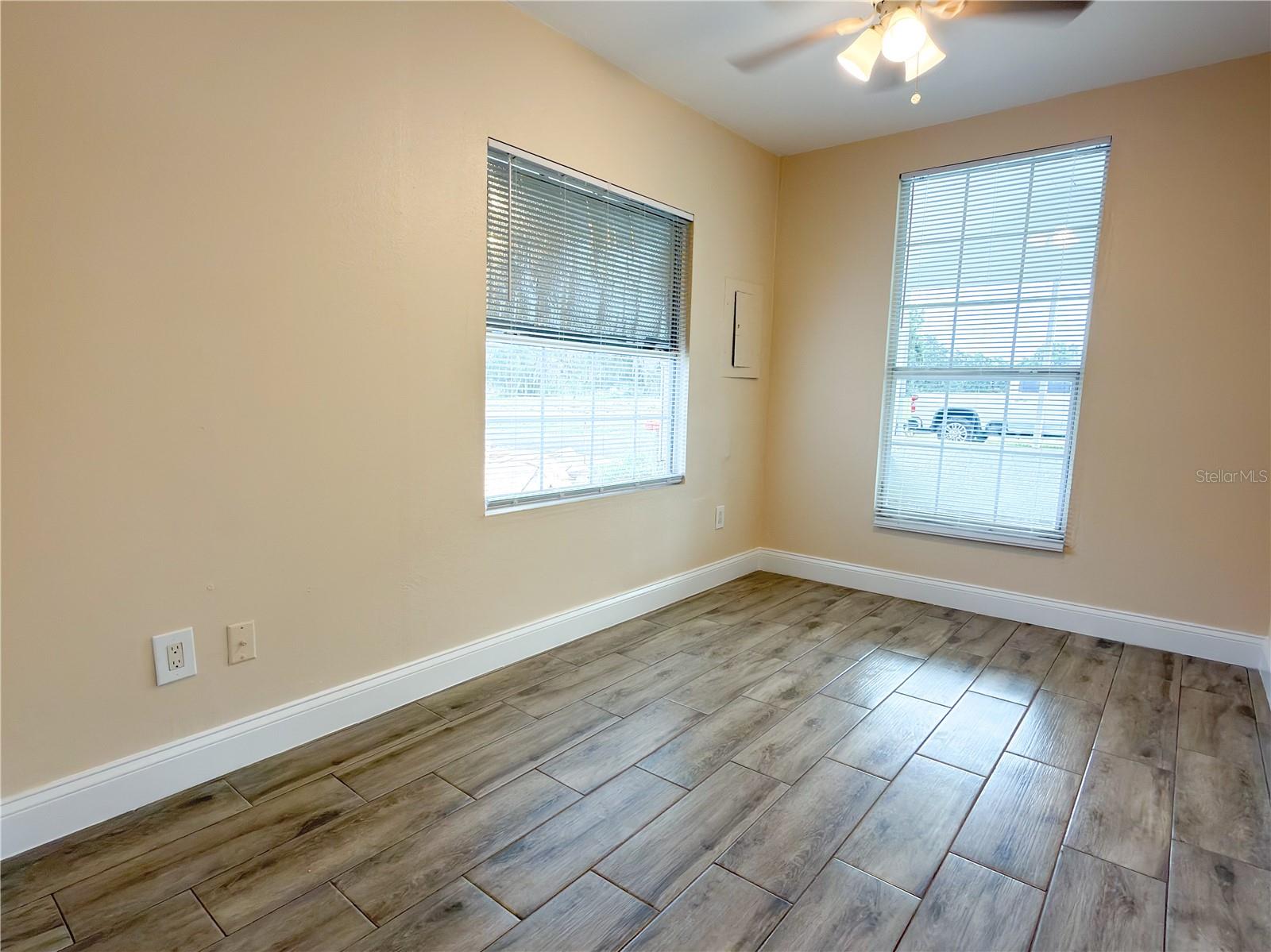 904 Washington, Leesburg, FL 34748